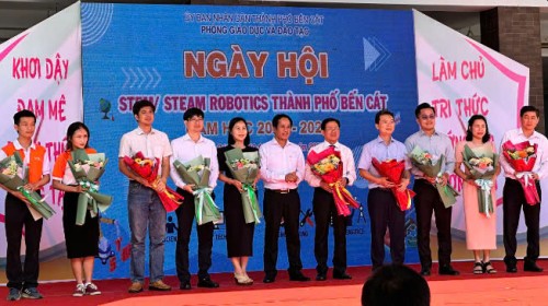 Tích hợp giáo dục kỹ năng công dân số vào bài học STEM